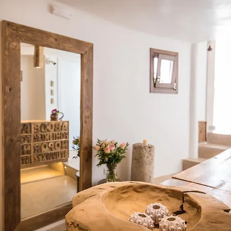 Anagram (adults Only) 2* Mykonos Town